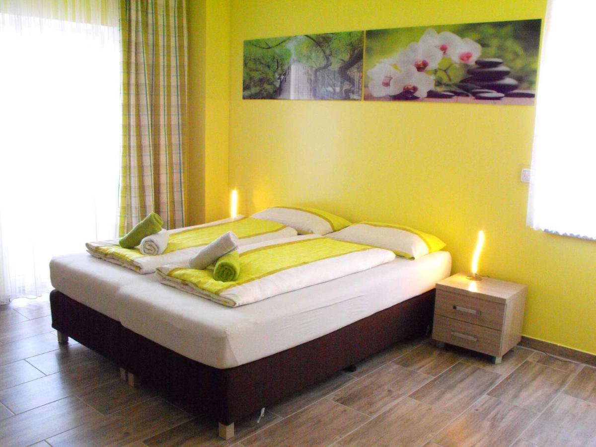 Pension Froschprinz ซิลิเงนชตัดท์ ภายนอก รูปภาพ